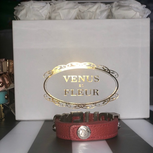 BCBG GENERATION TRUE LOVE AFFIRMATION BRACELET-RED - Picture 2 of 2